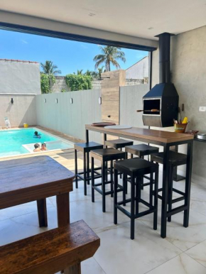 Casa Moderna de Praia no Condomínio Beira Mar